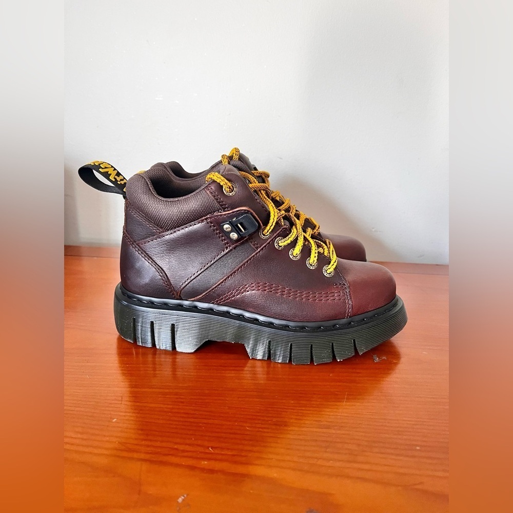 NWOT Dr. Martens Woodard Grizzy Lace Up Ankle Boots In Dark Brown Size 9 Men’s - Picture 3 of 8